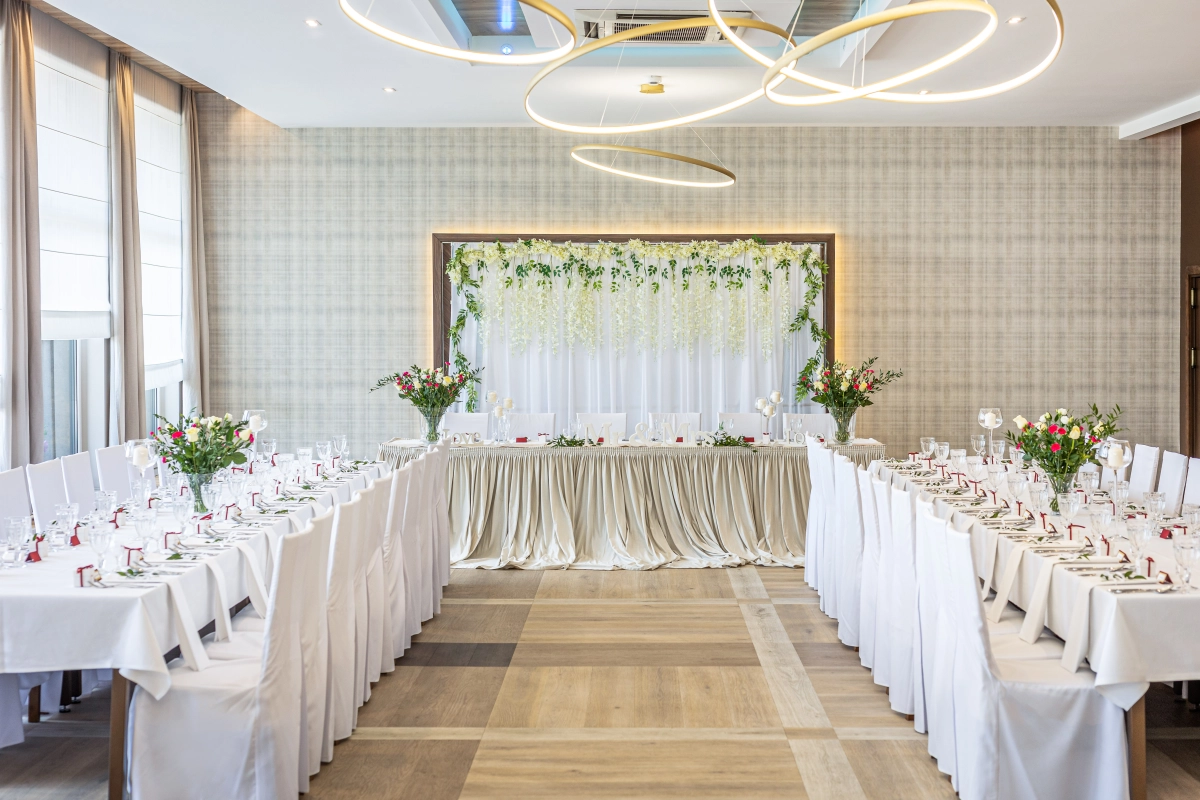 Hotel Leśny Białytsok — Sale weselne — Białystok