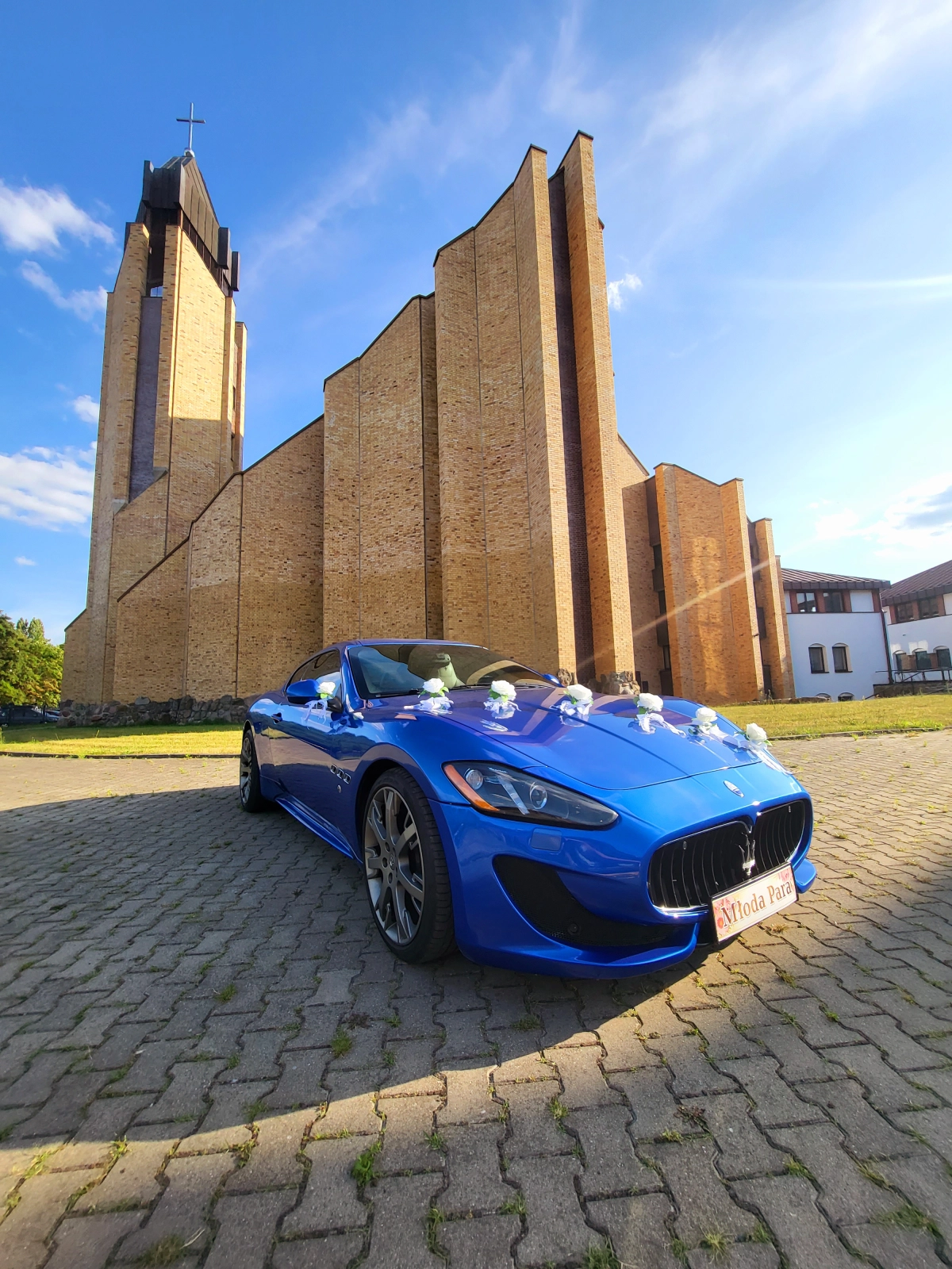 Sportowy samochód do ślubu Porsche 911 992 cabrio kabriolet Maserati Granturismo Lamborgini Ferrari