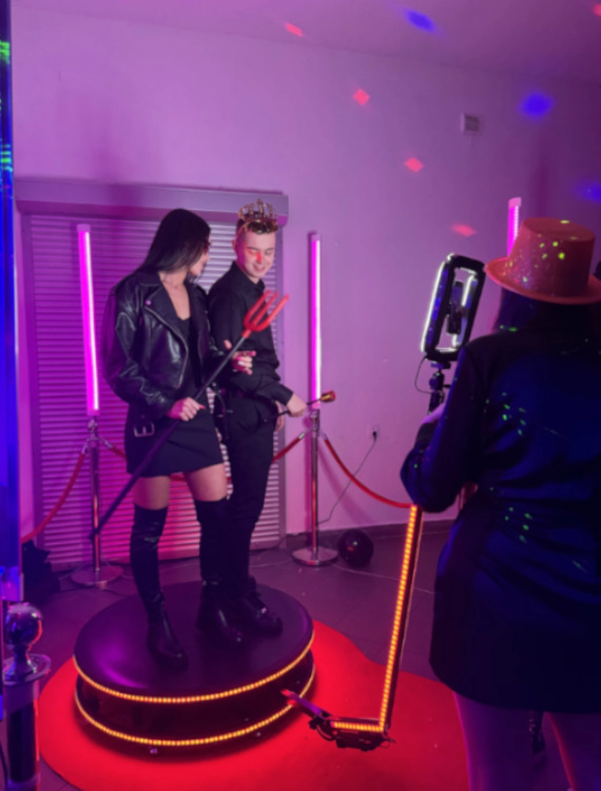 Fotobudka 360 ° — Fotobudka na wesele — Lublin