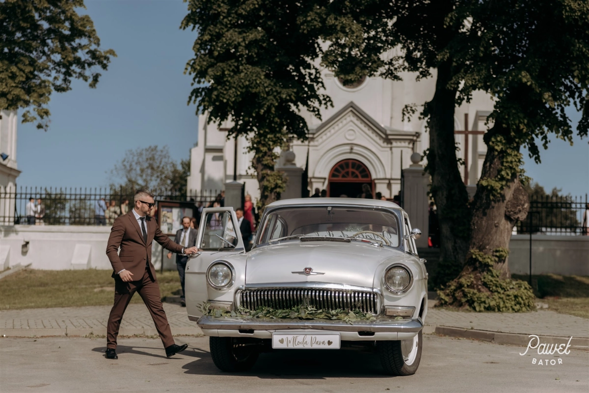 Auto do ślubu