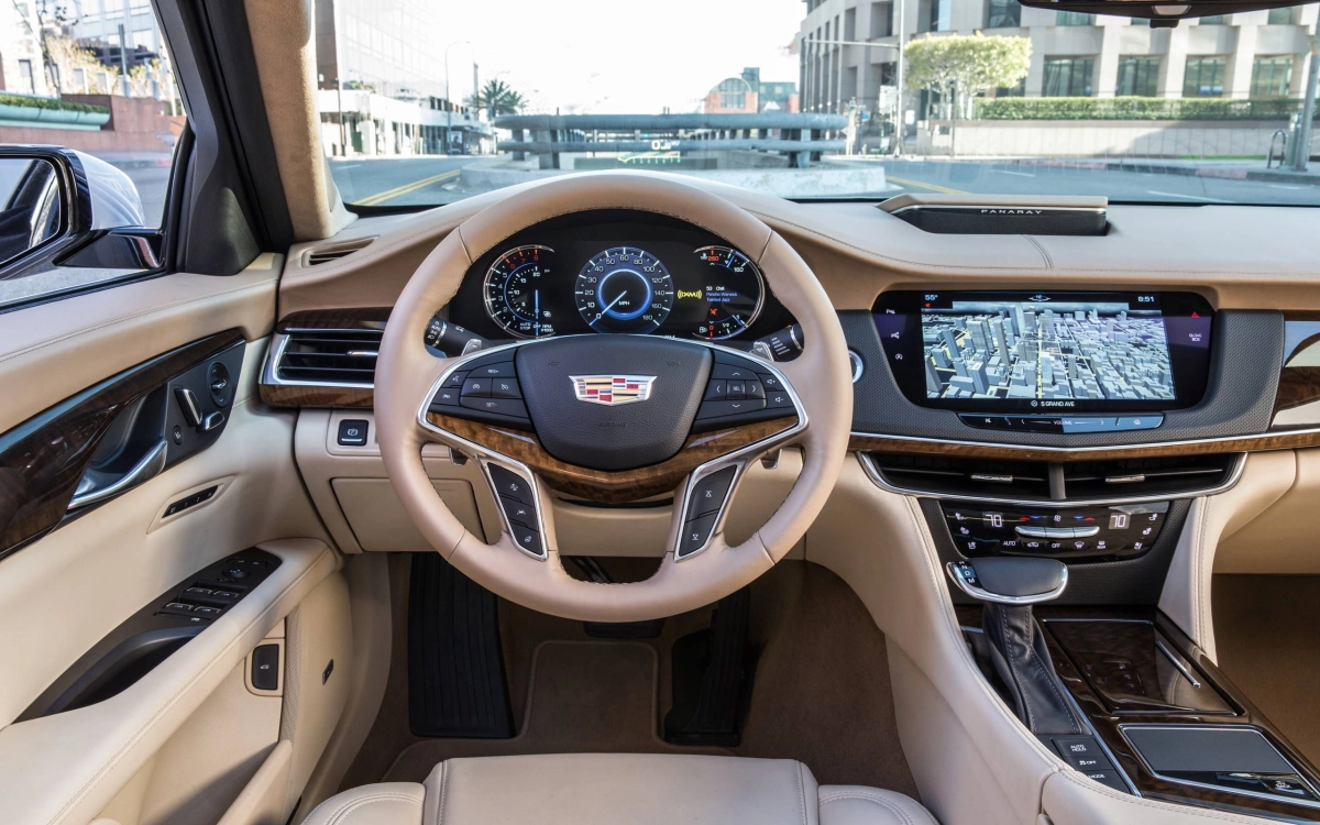 Cadillac BESTIA do ślubu
