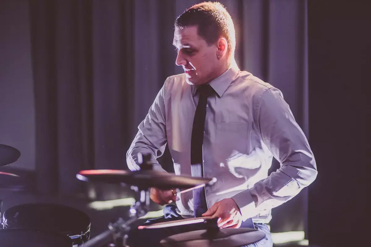 DJ Perkusista Łukasz Bekas — DJ na wesele — Poznań