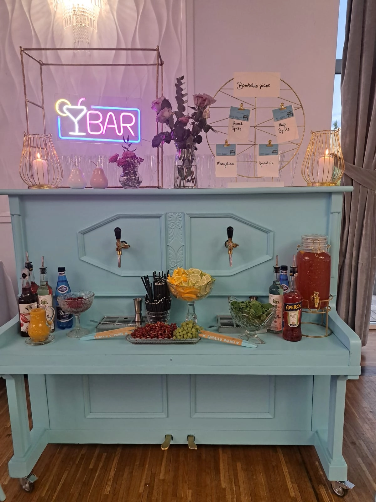 Bombello piano | Prosecco piano | Drink bar