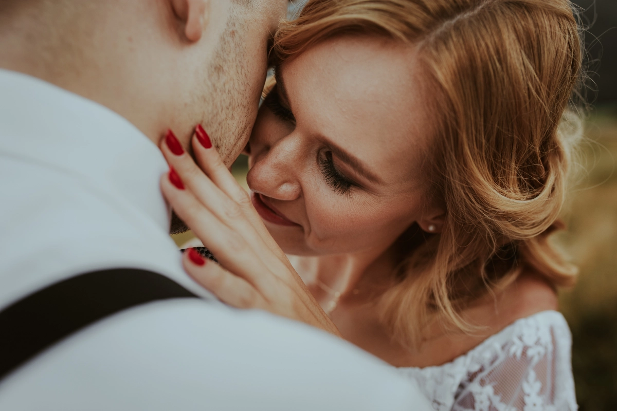 Kuba Połomski | Naturalna Fotografia Ślubna