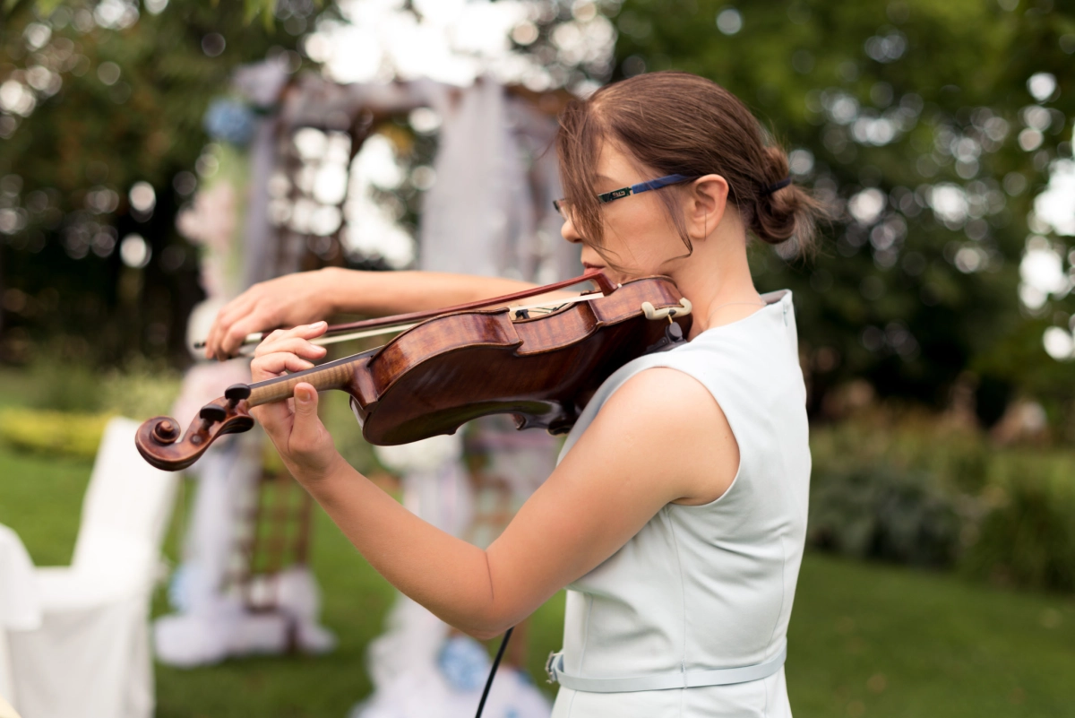 Romantic Violin - skrzypce na ślub i inne uroczystości — Oprawa muzyczna ślubu — Zduńska Wola