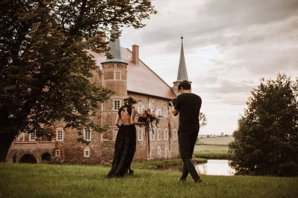 Wesele w zabytkowym folwarku